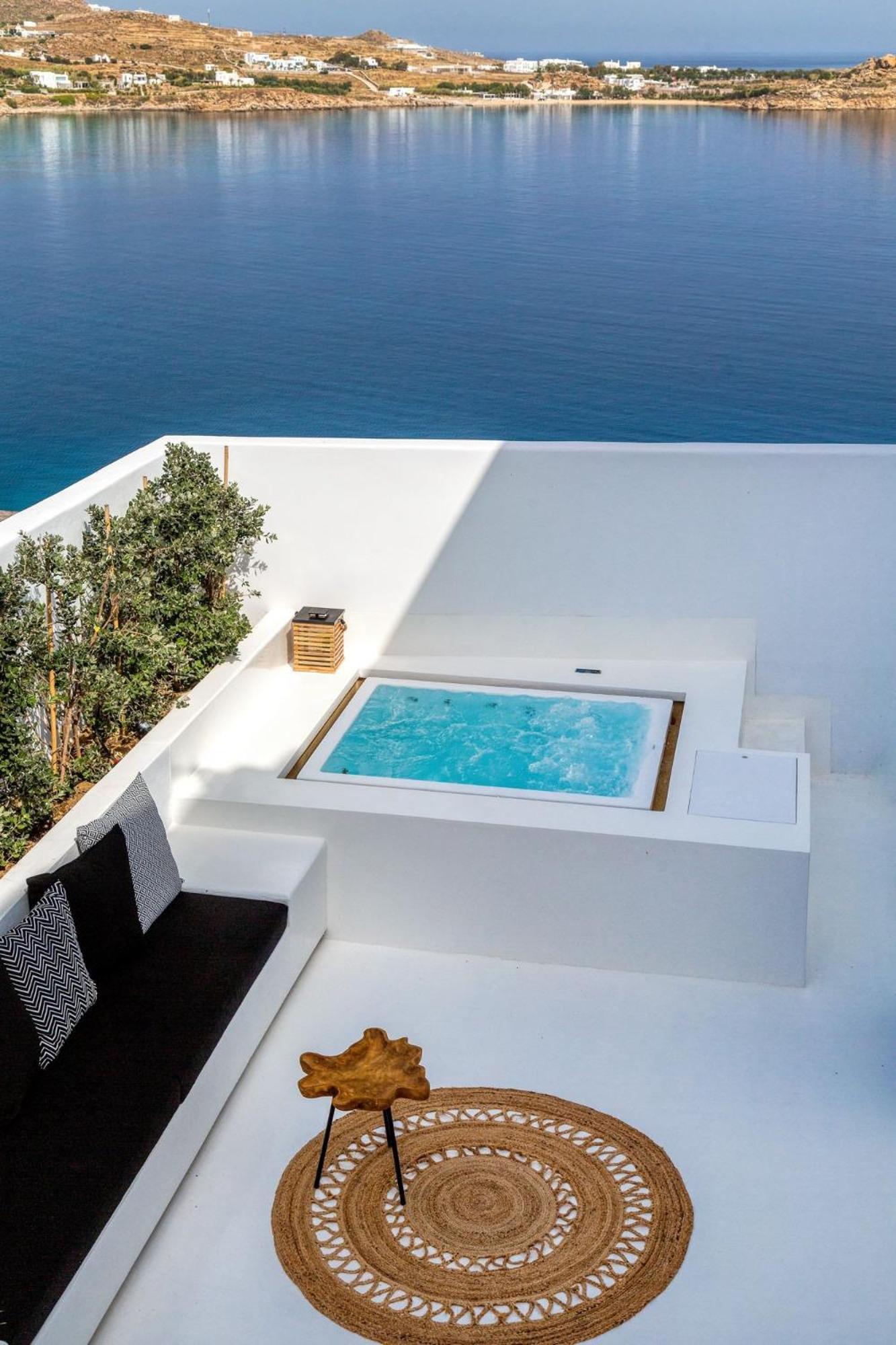 Exquisite Mykonos 6 Bedrooms Hephaestus Ii Infinity Pool Outdoor Jacuzzi Villa *